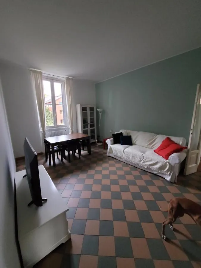 Apartment Trilocale In Villa Signorile Milan Italy