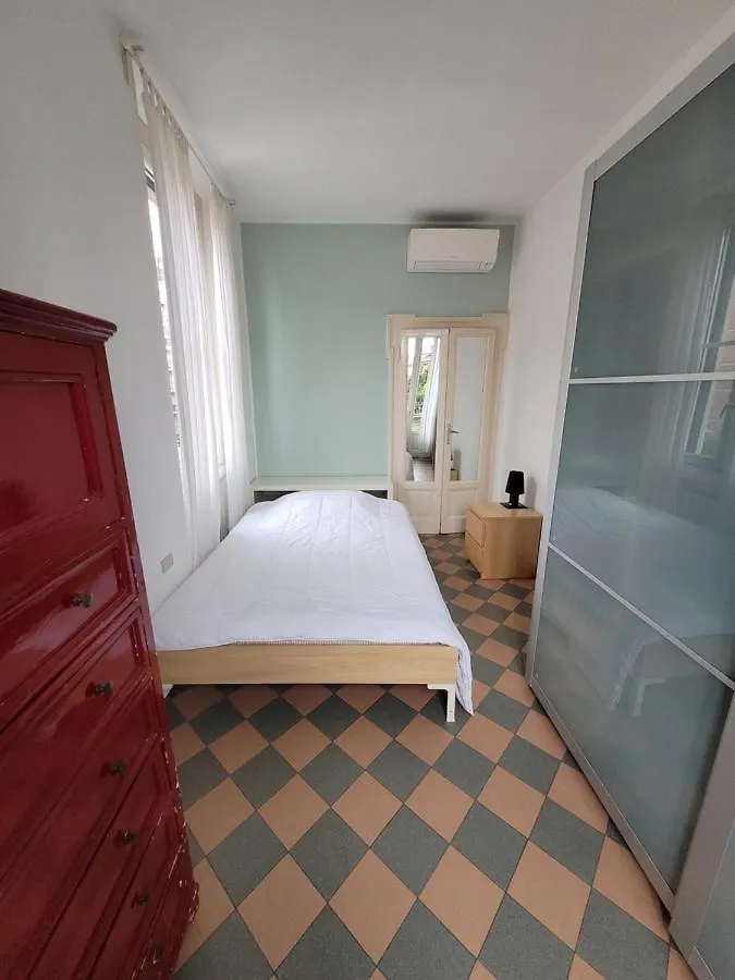 Trilocale In Villa Signorile Milan 0*,